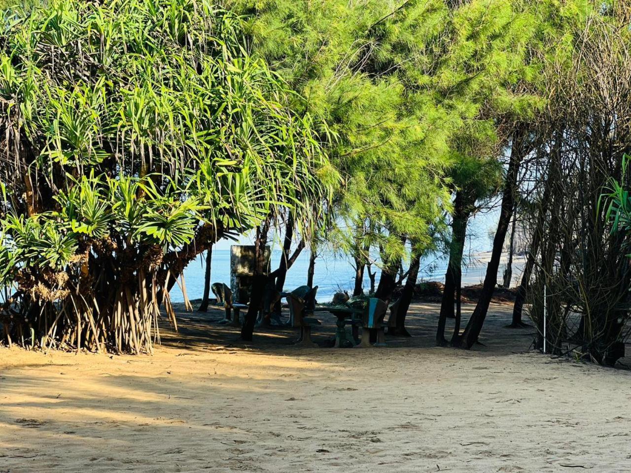 Omeesha Beach Hotel Kalpitiya Luaran gambar