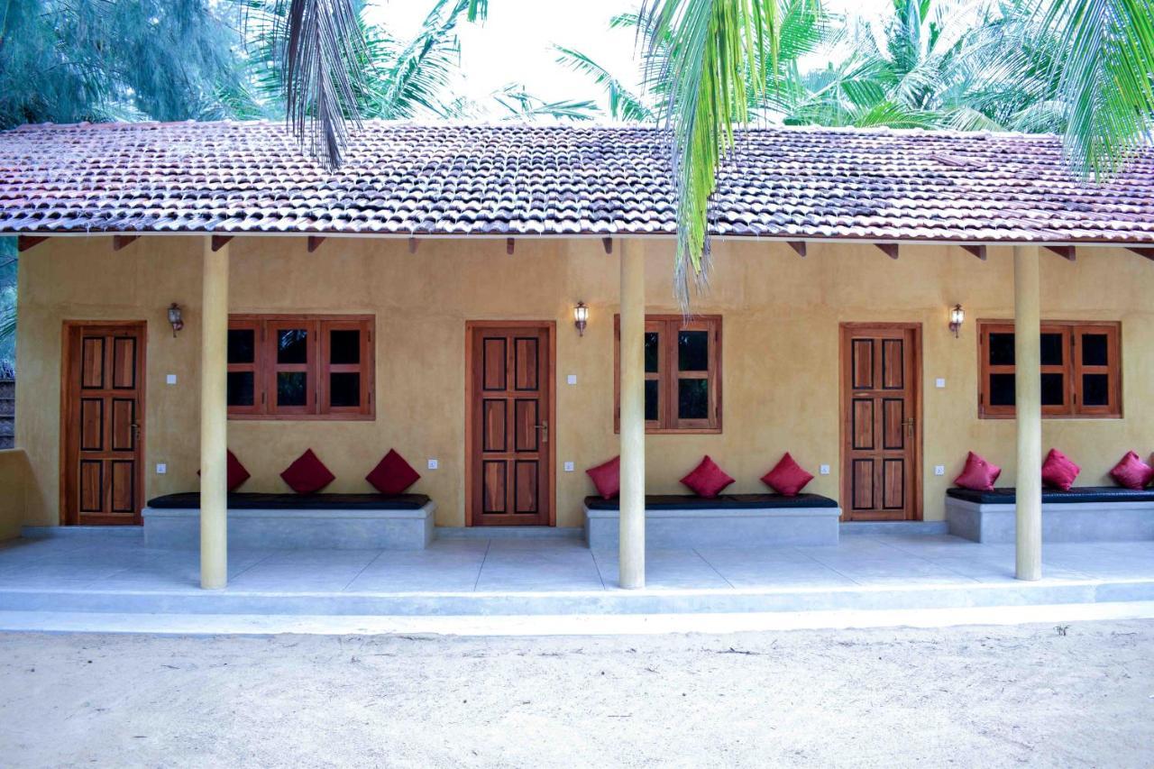 Omeesha Beach Hotel Kalpitiya Luaran gambar